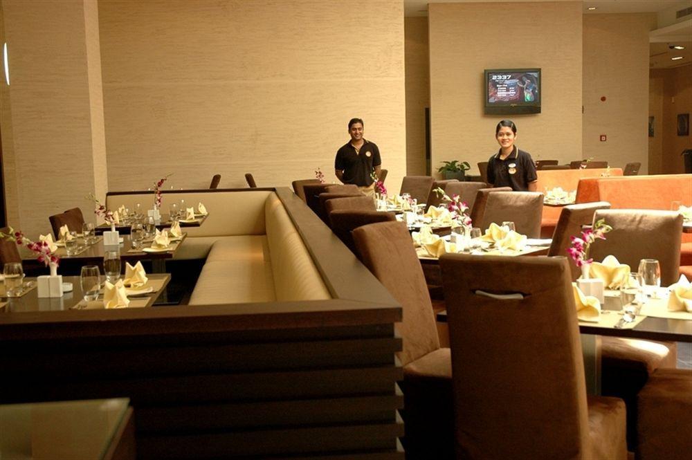 Lotus Grand Hotel Apartments Dubai Exterior photo