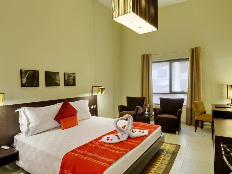Lotus Grand Hotel Apartments Dubai Exterior photo